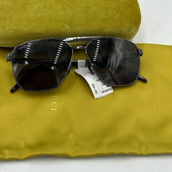 Men’s Gucci aviator sunglasses made in Italy - Picture 2 of 9